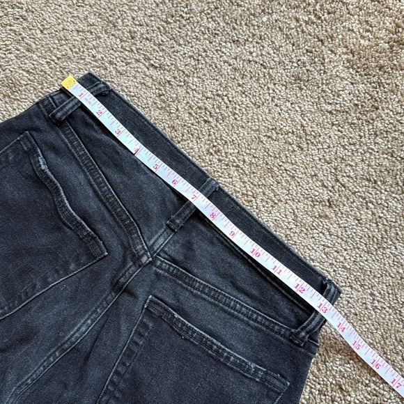 Abercrombie and Fitch Ankle Straight High Rise Curve Love Black Jeans Short - Picture 8 of 9